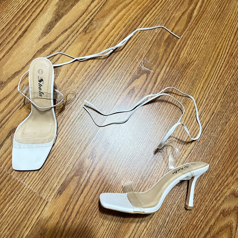 WRAP AROUND HEELS